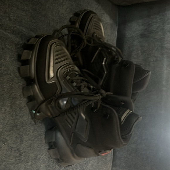 Worn Pradas - Picture 4 of 4